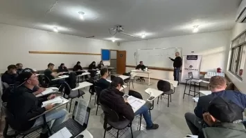  FISUL amplia oportunidades de acesso a faculdade com bolsas, financiamentos e subsídio no transporte